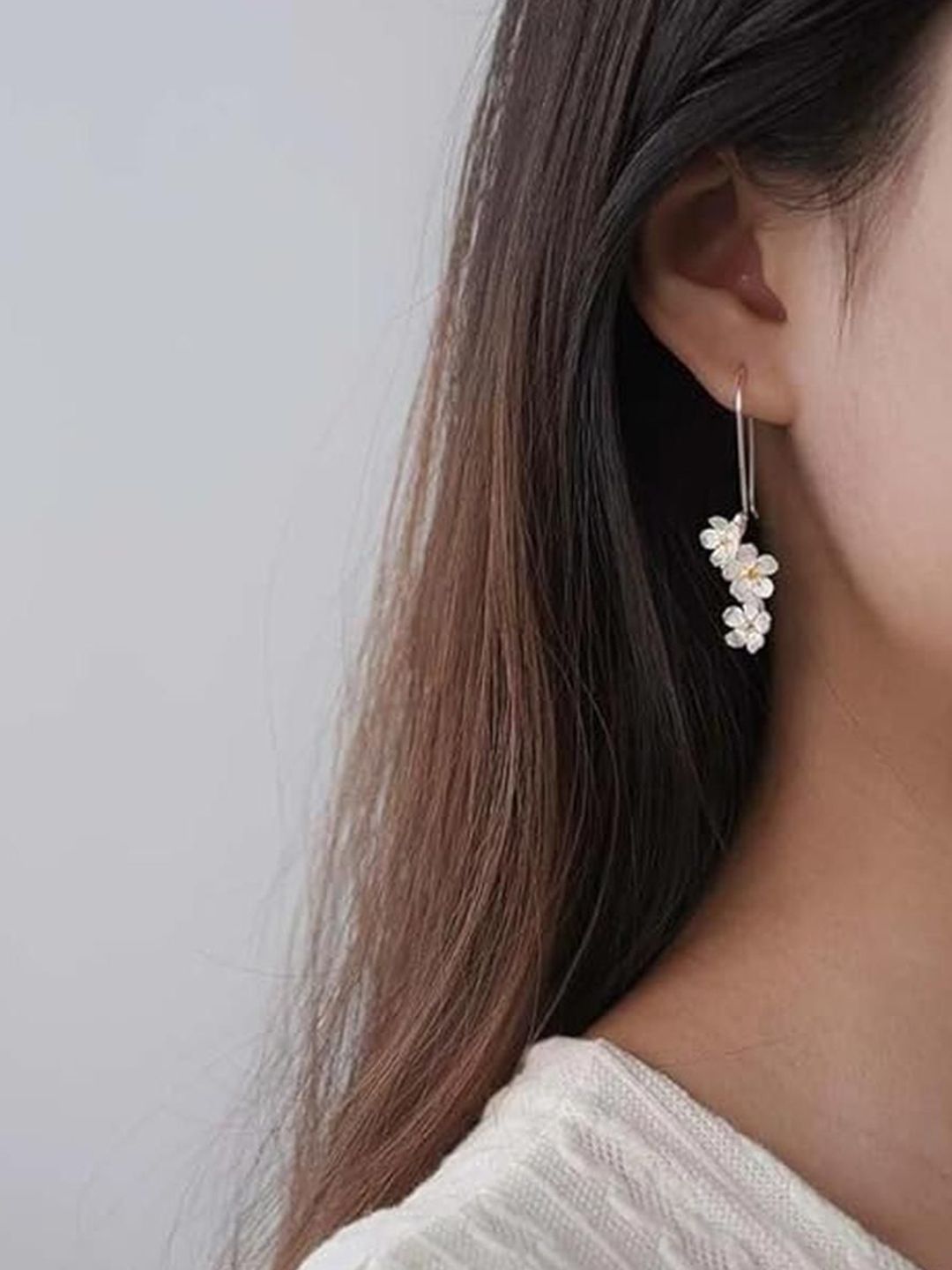 EL REGALO Floral Shaped Enamelled Drop Earrings-picture-17