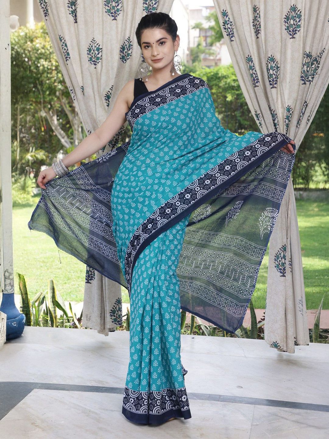 Craft Musium Floral Printed Pure Cotton Saree With Blouse-picture-24