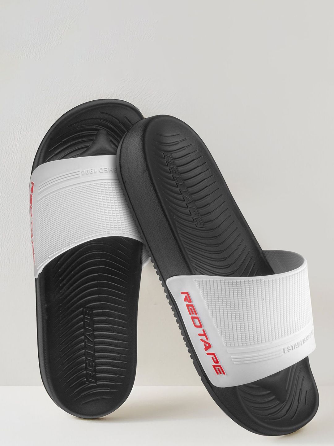 Red Tape Men Self Design Sliders