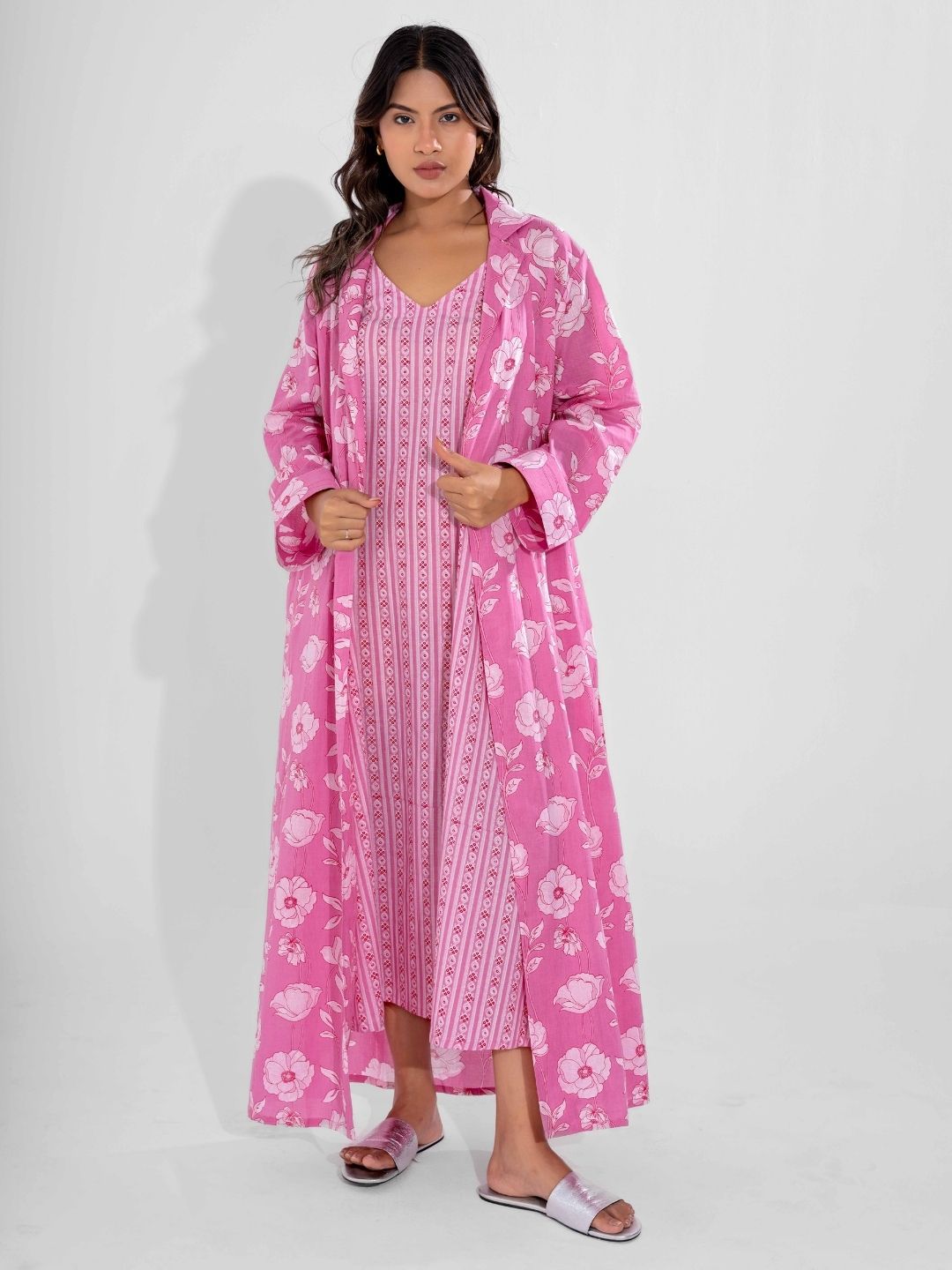 FEATHERS CLOSET Floral Printed Pure Cotton Wrap Nightdress & Robe-picture-15