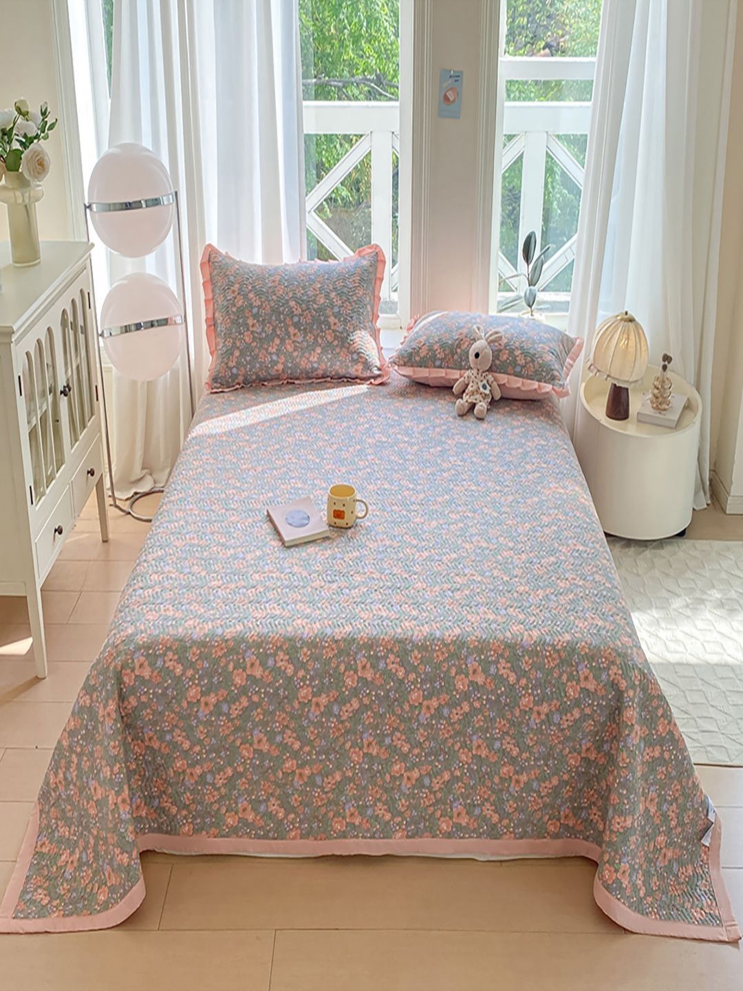 JC HOME Grey & Pink Printed 162 GSM Double Superking Bed Cover-picture-56