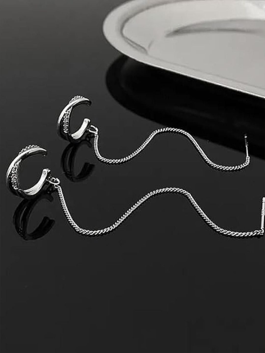 EL REGALO Artificial Stones Studded Contemporary Ear Cuff-image-19