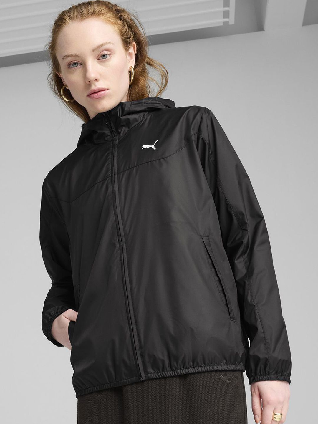 Puma Essentials Water Repellent Regular Windbreaker Jacket-picture-34