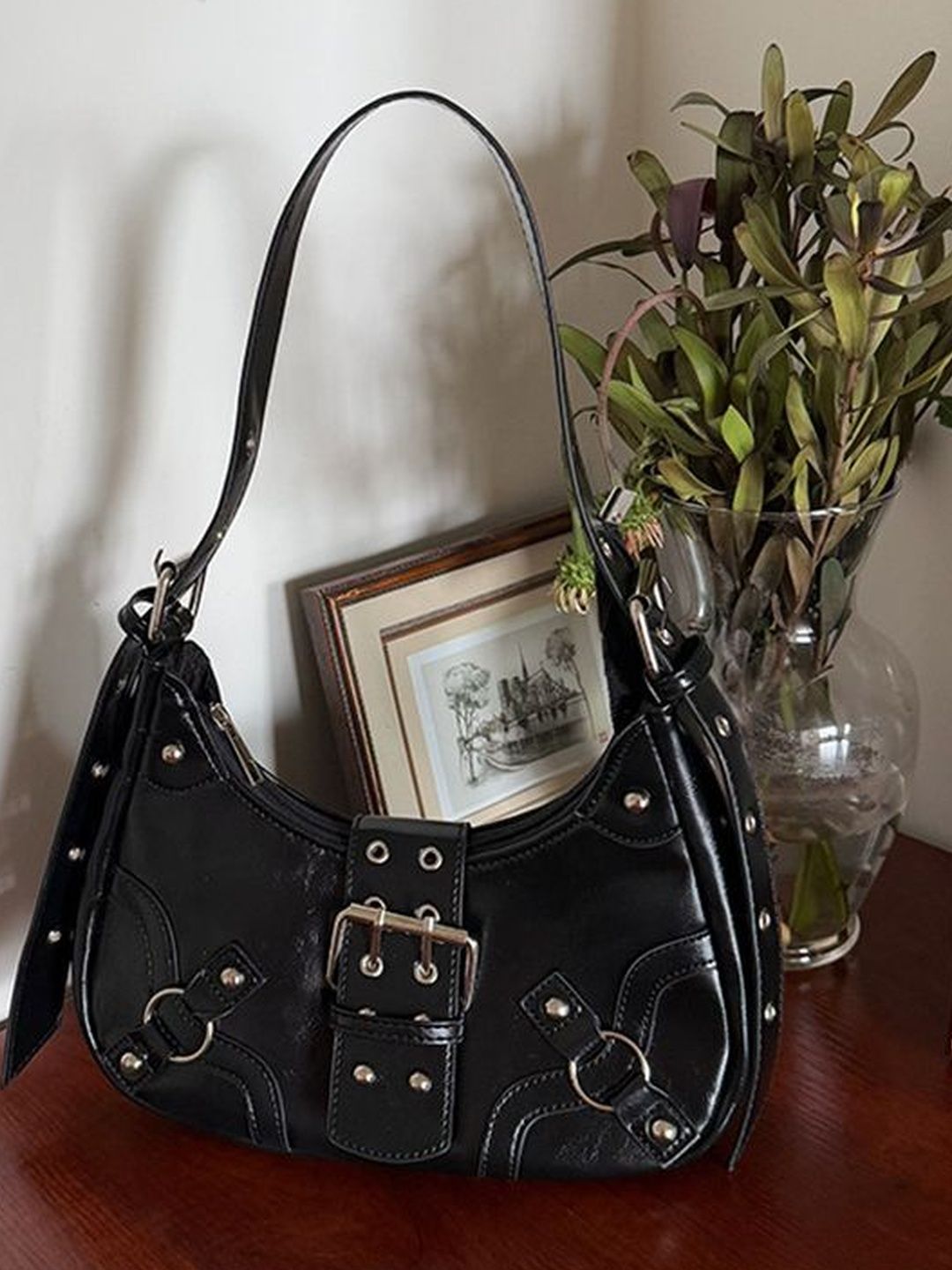 CORSICA Punk Rock Chic Shoulder Bag with Crescent Pattern-picture-44