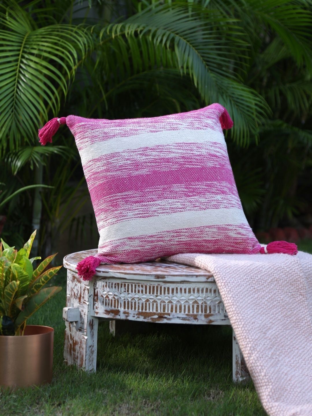 Revive Home White & Pink Abstract Printed Breathable Cotton Square Cushion Cover-picture-30