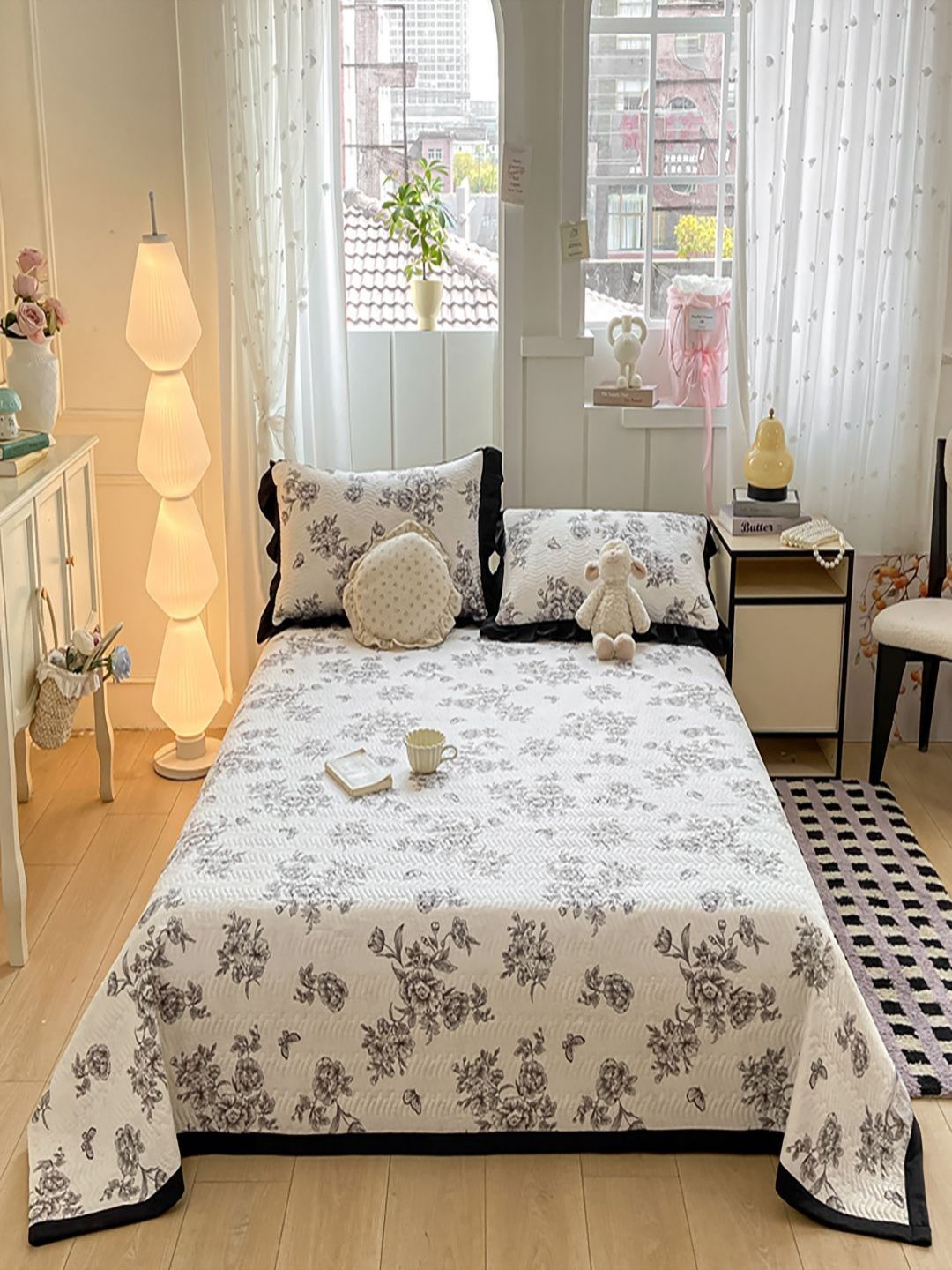 JC HOME White & Black Printed 162 GSM Single Bed Cover-picture-42
