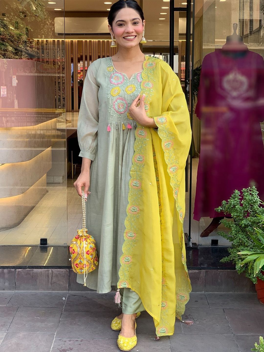 Lilots Women Ethnic Motifs Embroidered Sweetheart Neck Kurta with Trousers & Dupatta-picture-23