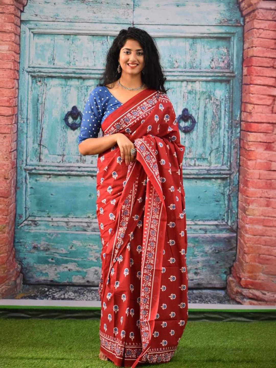 Craft Musium Floral Printed Pure Cotton Saree With Blouse-picture-25