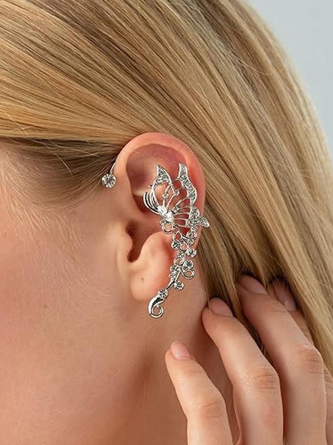 EL REGALO Artificial Stones Studded Butterfly Shaped Ear Cuff-image-7