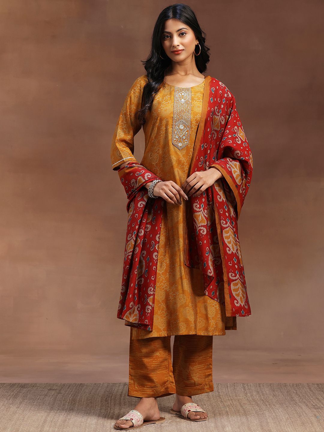 Libas Women Floral Printed Embroidered Kurta with Trousers & With Dupatta-image-42