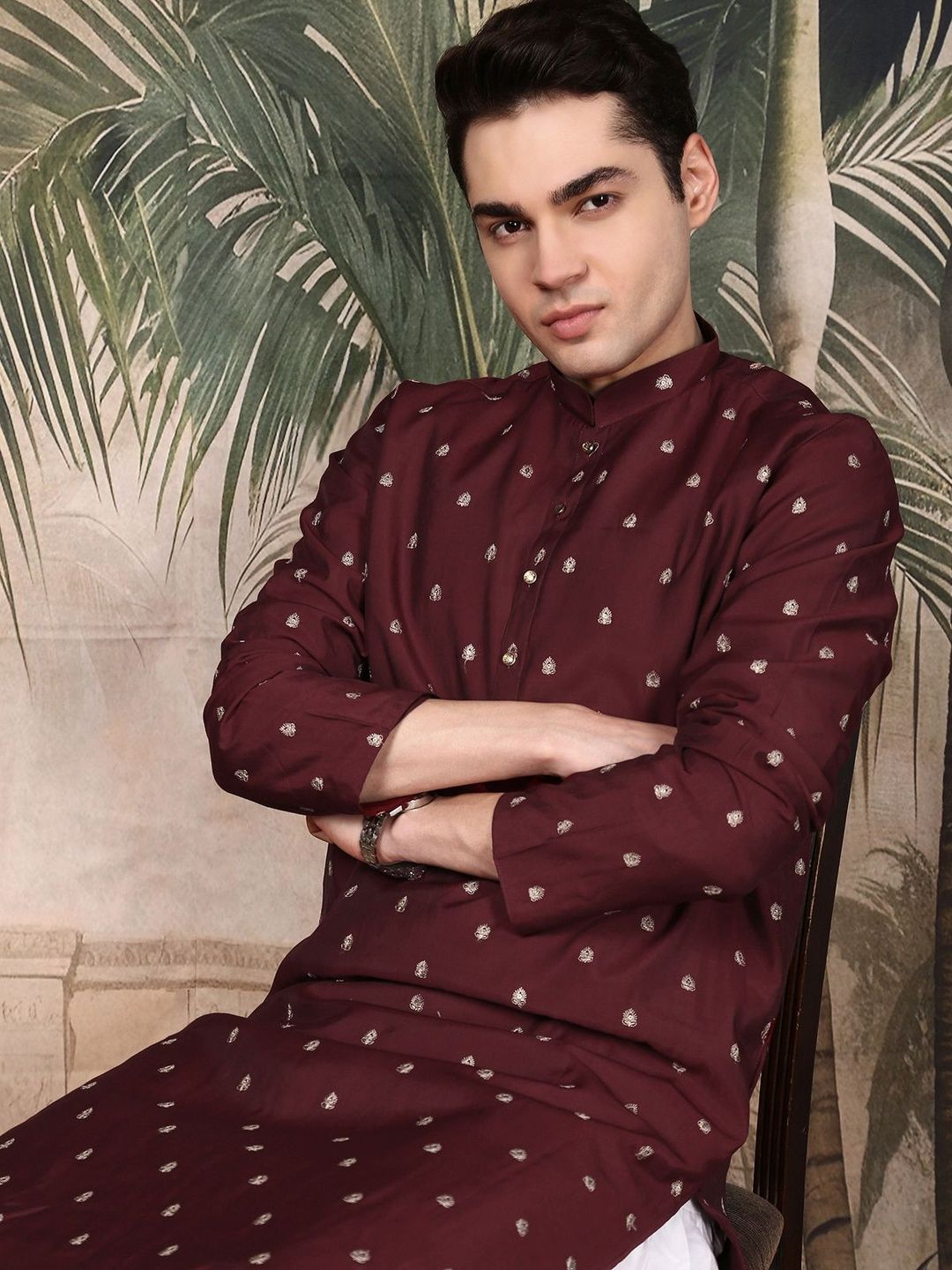 Sangria Men Maroon Silk Blend Zari Work Designer Mandarin Collar Regular Kurta Sets-picture-40