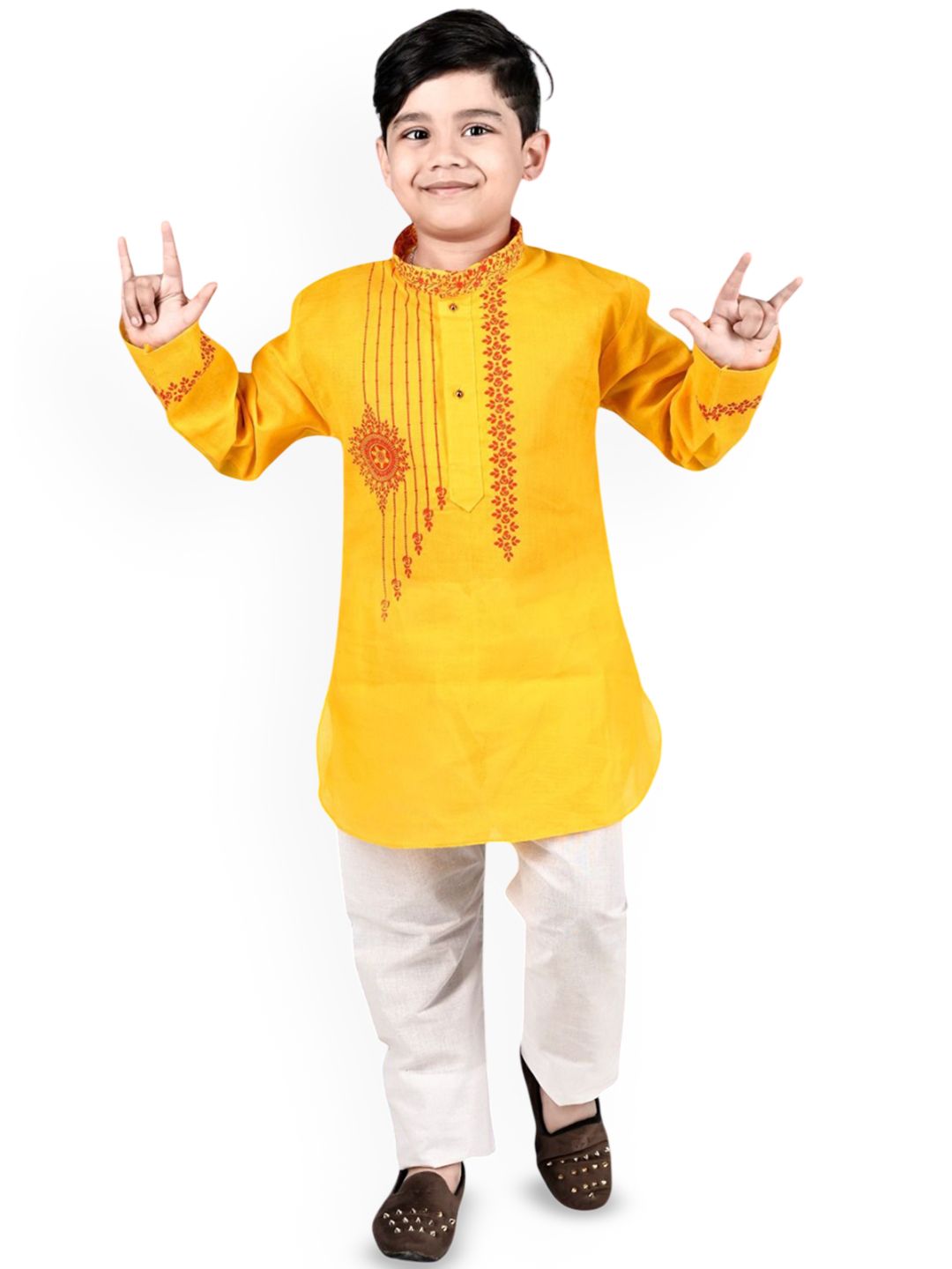 NEW GEN Boys Ethnic Motifs Embroidered Regular Kurta with Pyjamas-picture-23