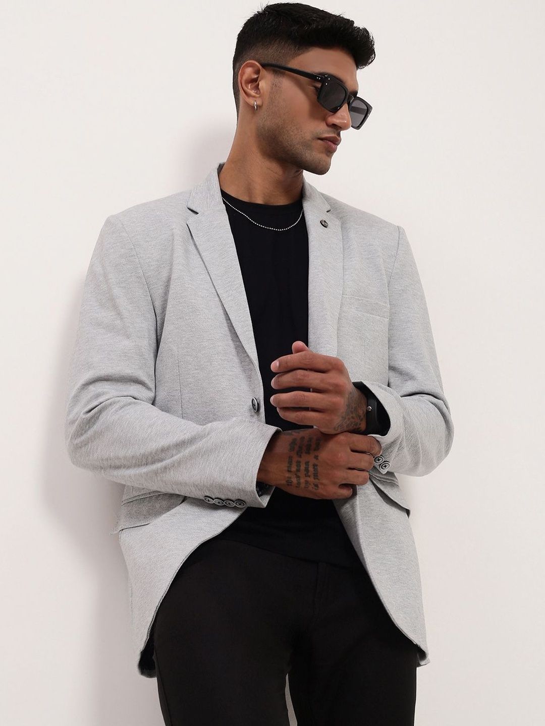 SHOWOFF Men Grey Single-Breasted Slim Fit Blazer-picture-25