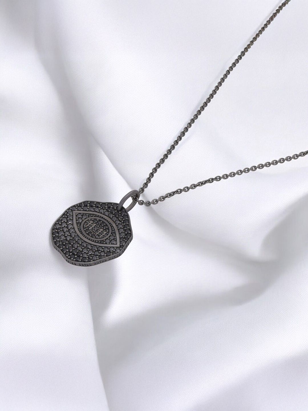 Crash.Club By CKC Silver Textured Contemporary Shaped Pendant With Chain-image-46