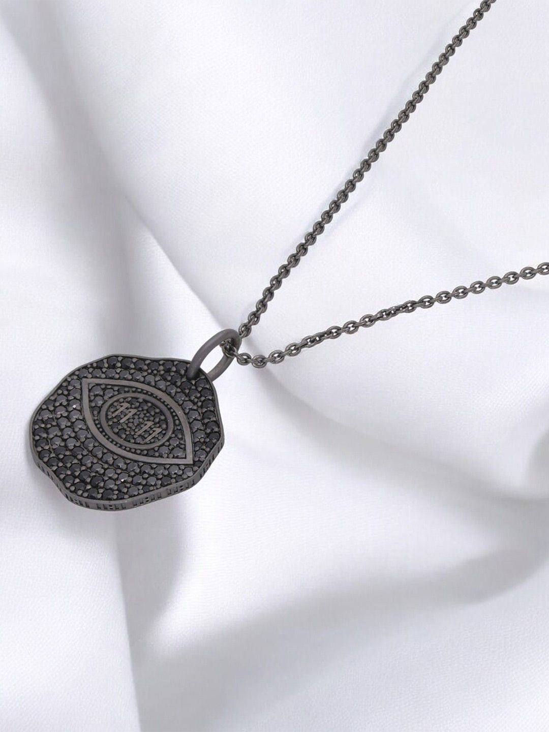 Crash.Club By CKC Silver Textured Contemporary Shaped Pendant With Chain-image-42