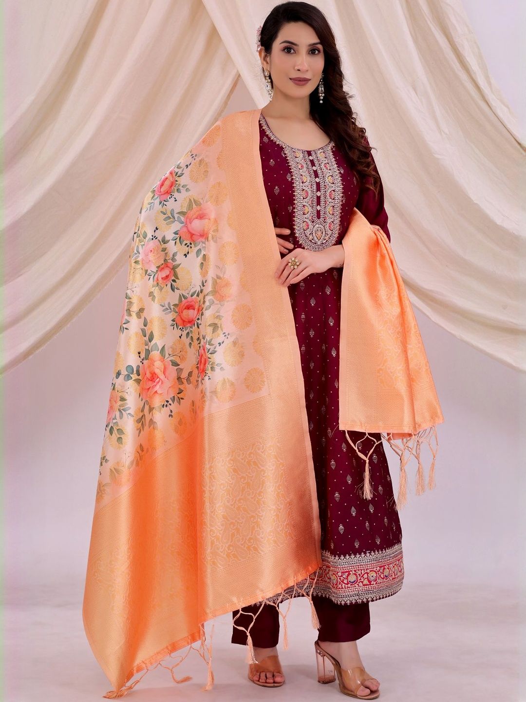 Moda Rapido Women Orange Floral Printed Woven Design Silk Dupatta With Zari-picture-17