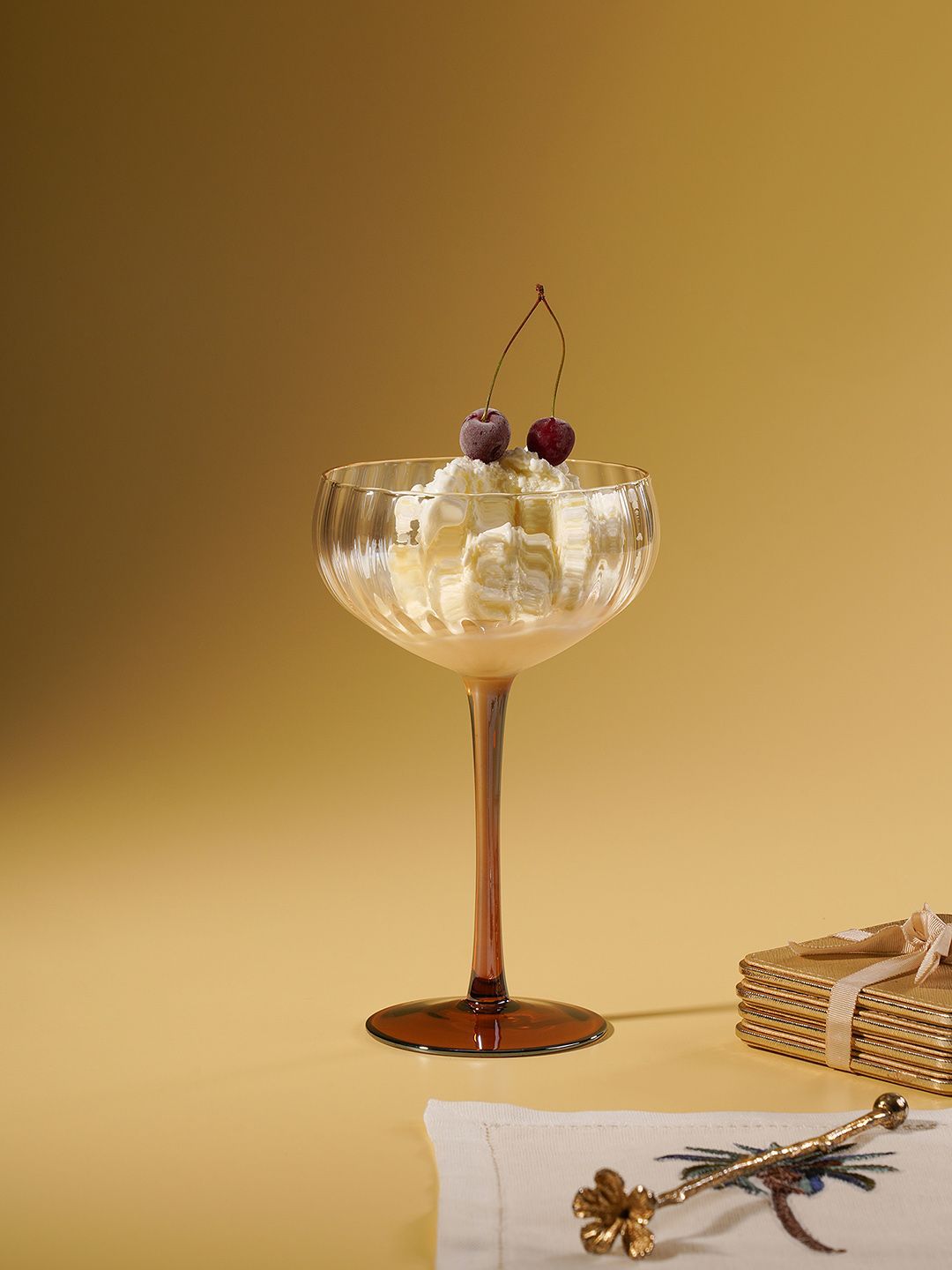 Pure Home and Living Brown & Transparent 2 Pieces Light Amber Ombre Ribbed Glass Cups-picture-36