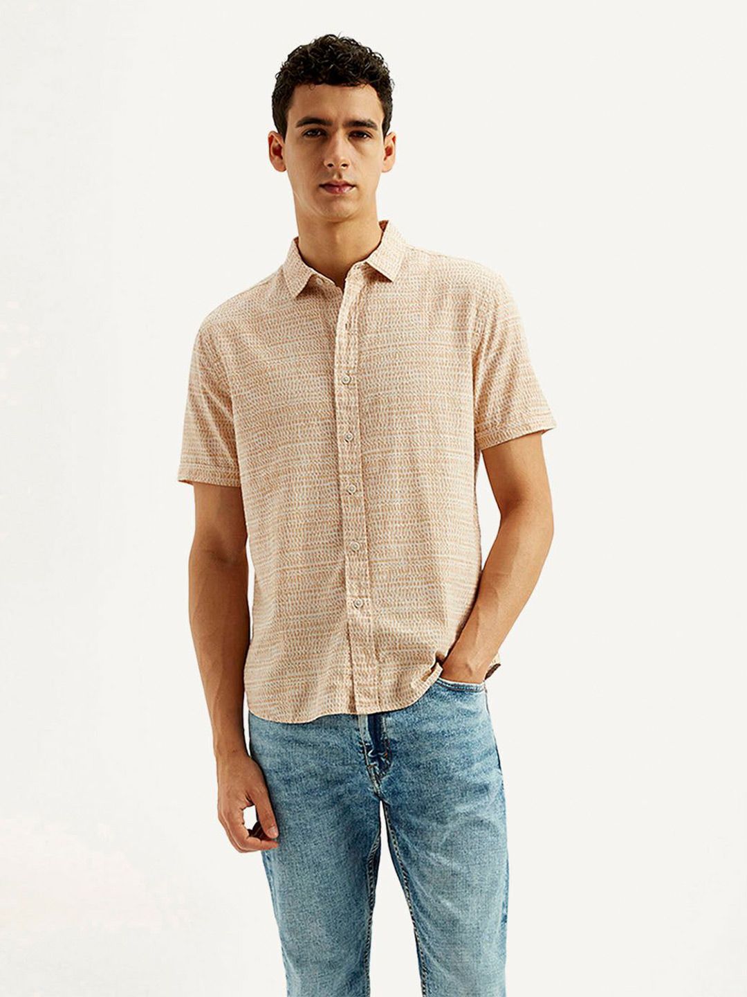 Levis Men Classic Slim Fit Abstract Printed Spread Collar Cotton Casual Shirt-picture-31