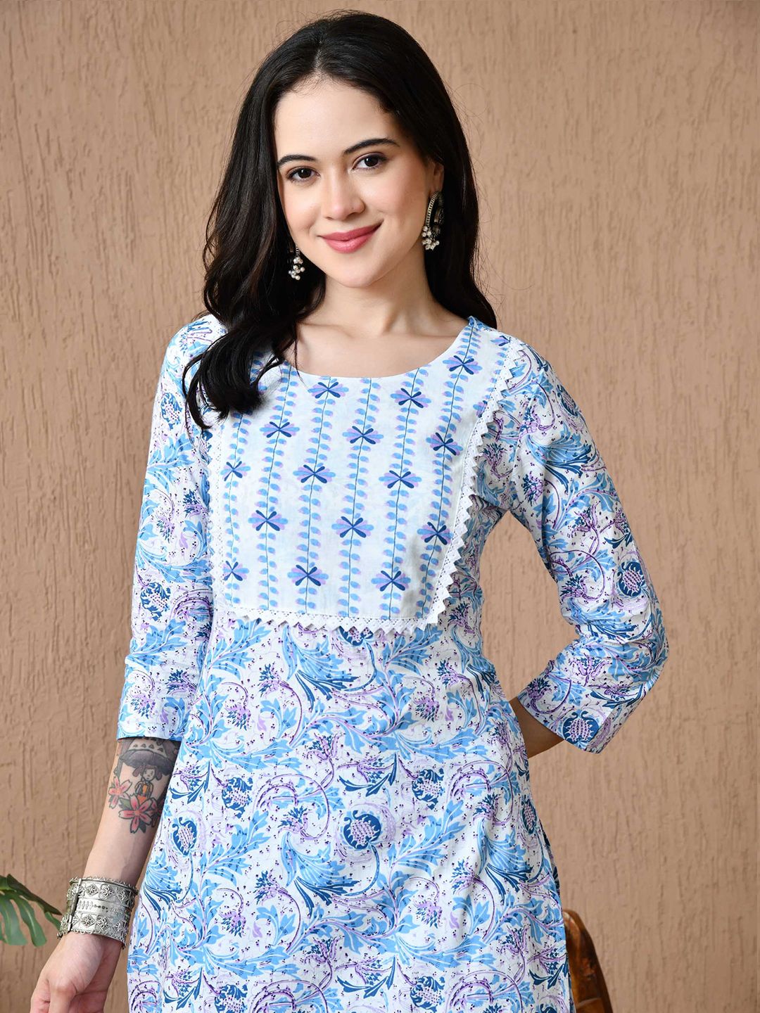 Anouk Rustic Floral Printed Regular Pure Cotton Kurta with Trousers
