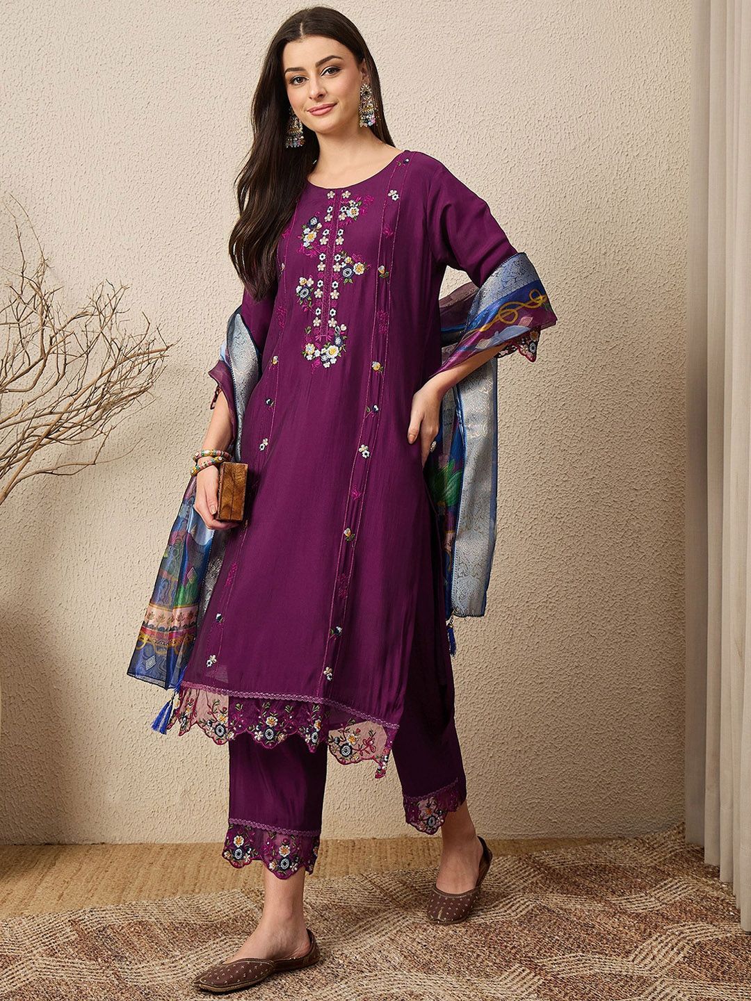 VredeVogel Women Floral Embroidered Kurta with Trouser & Dupatta