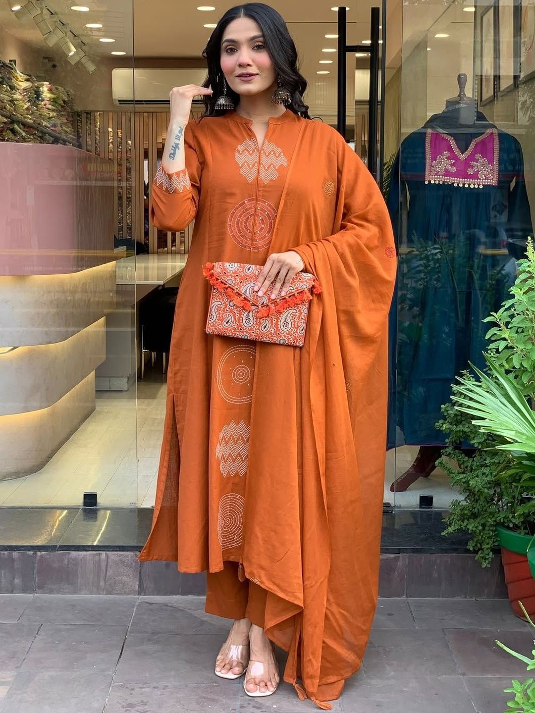 CaniBani Women Embroidered Chanderi Silk Kurta Sets With Dupatta-picture-24