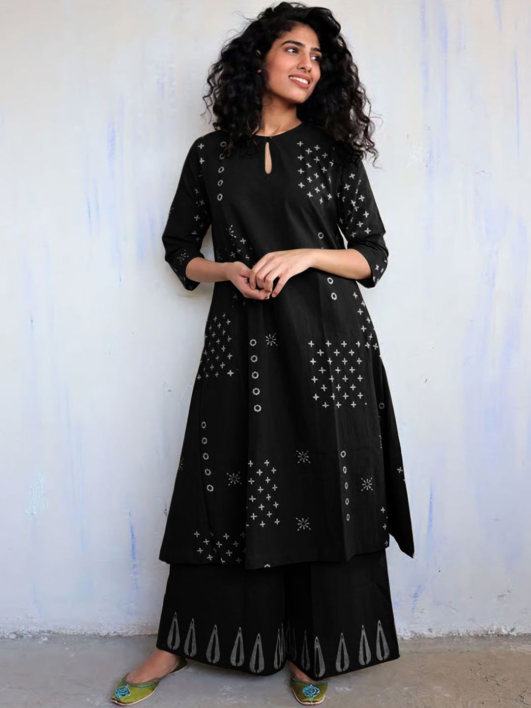 Women's Black Rayon Straight Kurta Set