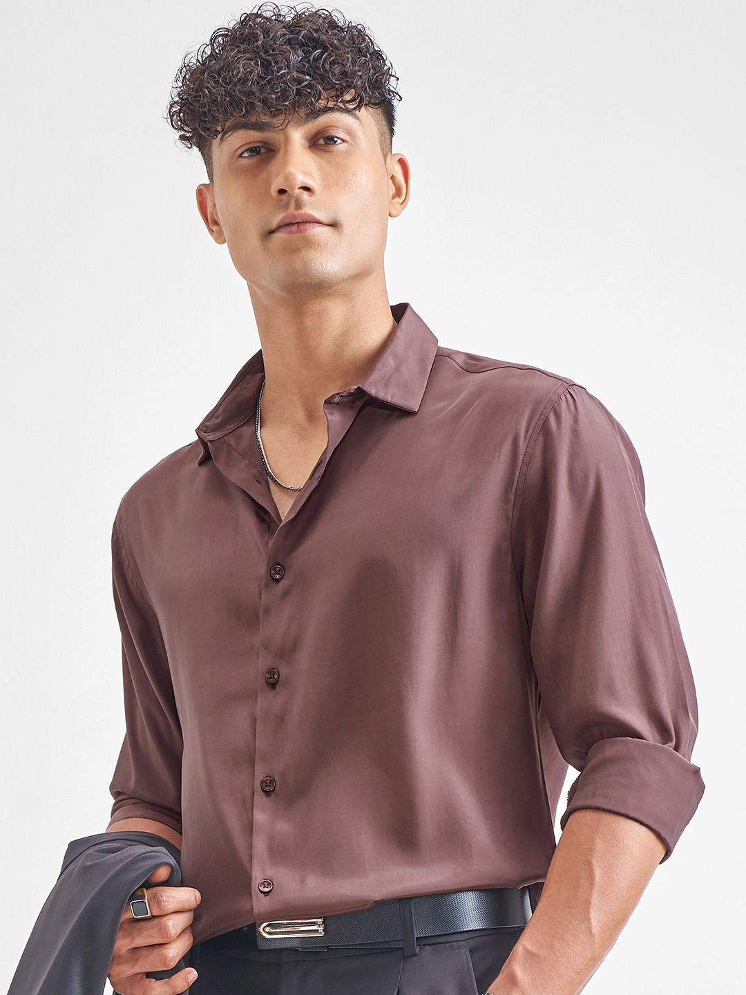 HIGHLANDER Men Solid Spread Collar Formal Shirt-picture-15