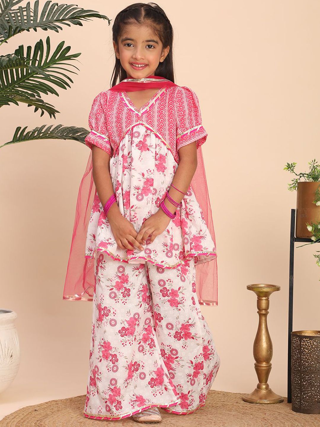Cutiekins Girls Floral Printed V-Neck Gotta Patti Kurta with Palazzos & Dupatta-picture-14