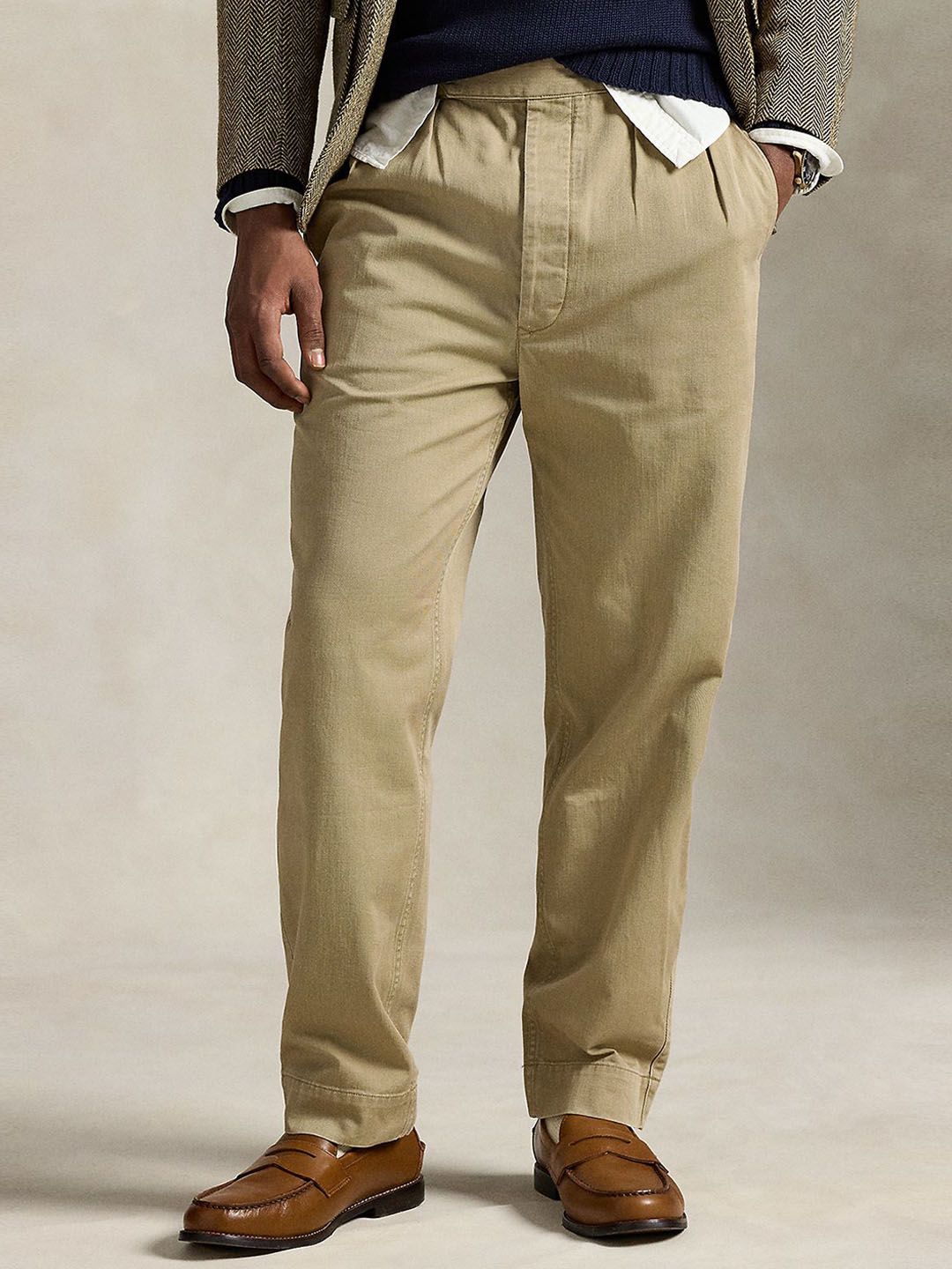 Polo Ralph Lauren Men Relaxed Fit Mid-Rise Pure Cotton Pleated Trousers-picture-23