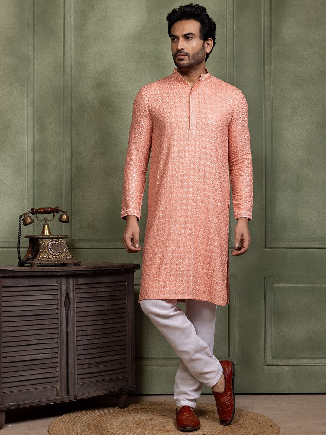 DEVOILER Embroidered Mandarin Collar Sequinned Cotton Silk Kurta With Pyjamas-picture-39