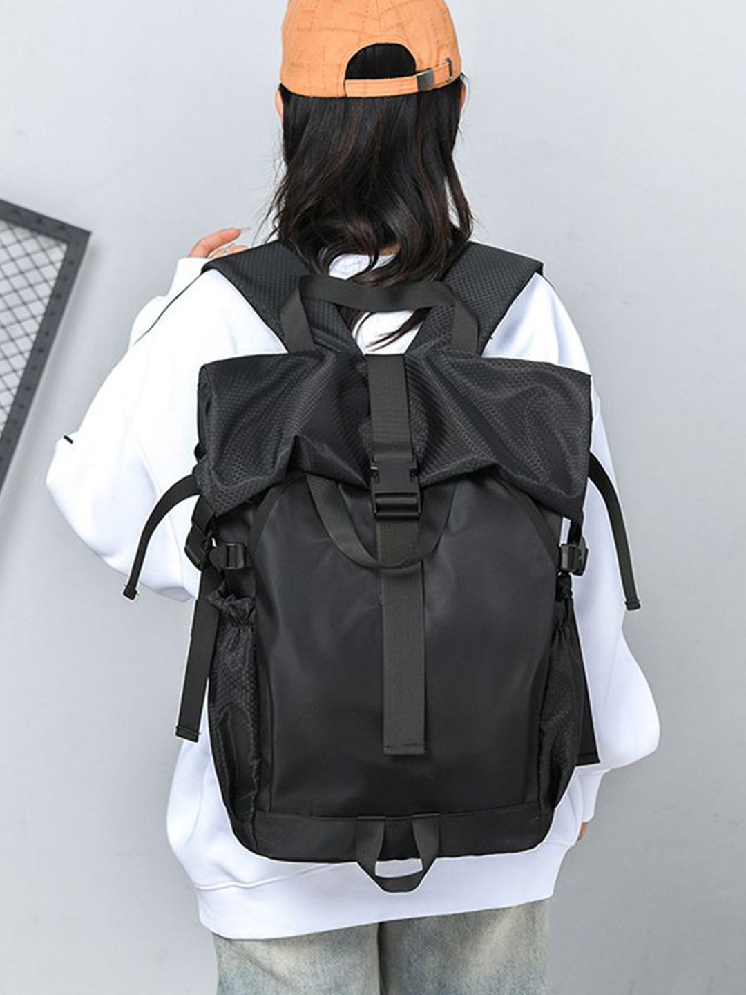 StyleCast x Revolte Unisex Backpack-picture-10