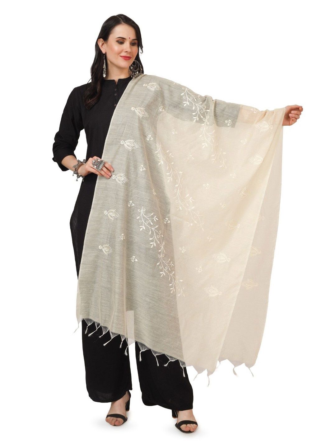 A R SILK DUPATTA HUB Ethnic Motifs Embroidered Cotton Dupatta With Thread Work