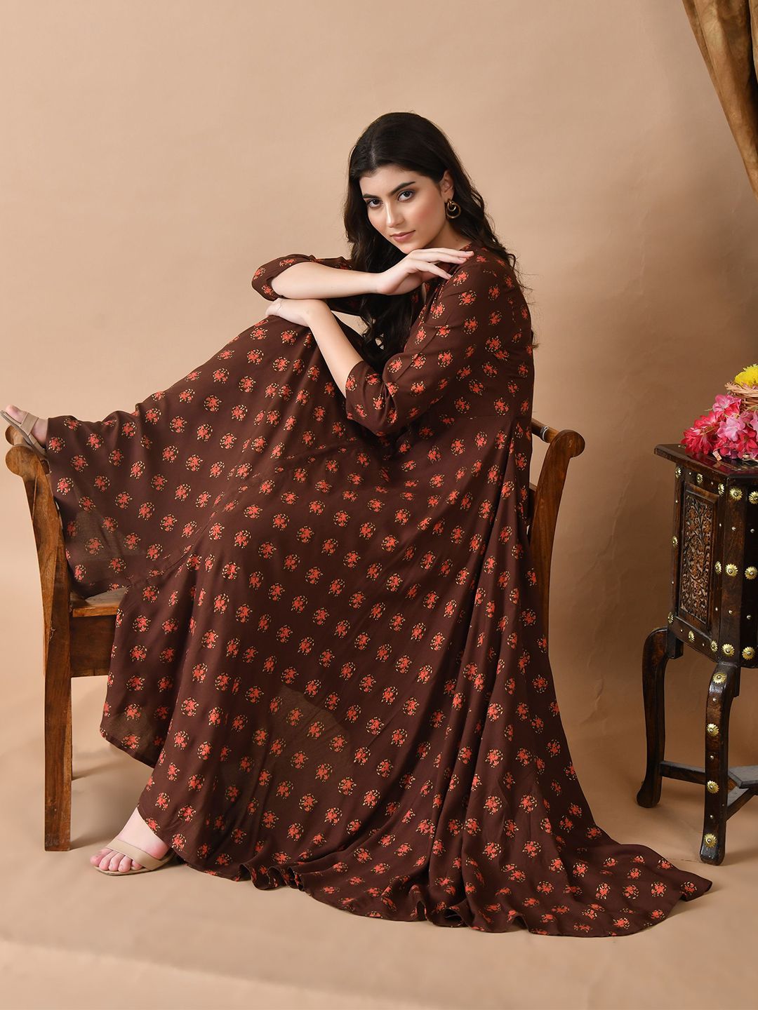 ftDiva Floral Printed Mandarin Collar Anarkali Kurta-picture-14