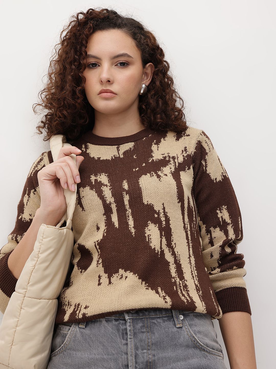 The Roadster Life Co. Abstract Print Sweater-picture-20