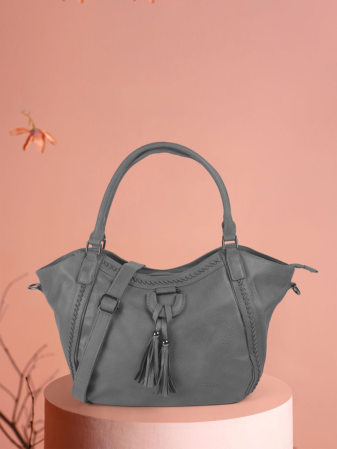 Metro Structured Shoulder Bag With Tasselled-picture-35