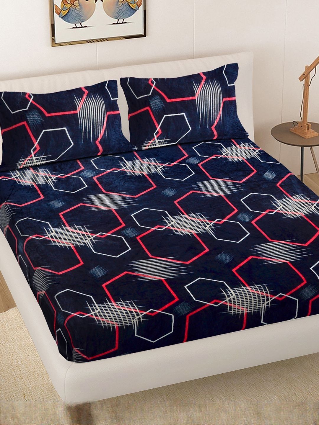 Myntra Elegant Homes Geometric Print 300 TC Woolen King Size Bedsheet & 2 Pillow Covers-image-4
