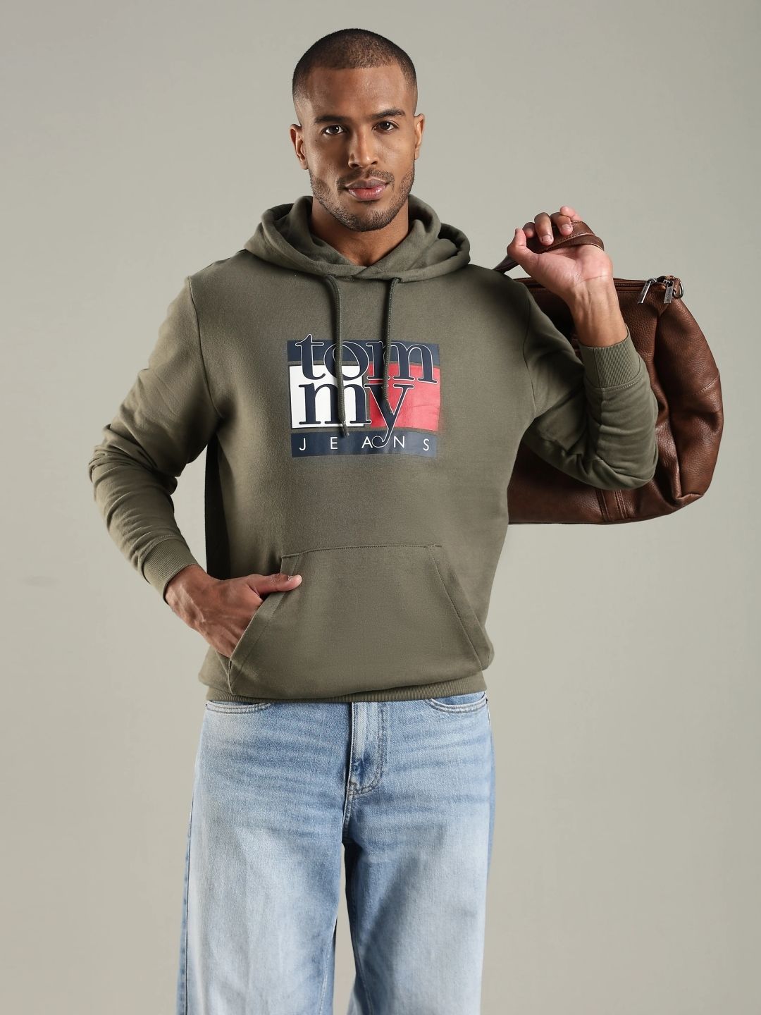 Tommy Hilfiger Men Printed Hooded Cotton Sweatshirt-picture-52
