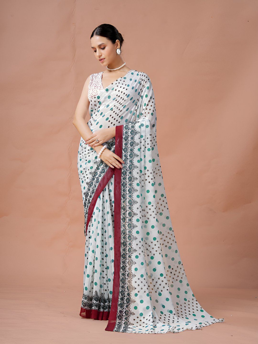 Garden Vareli Polka Dot Printed Pure Georgette Saree-picture-27