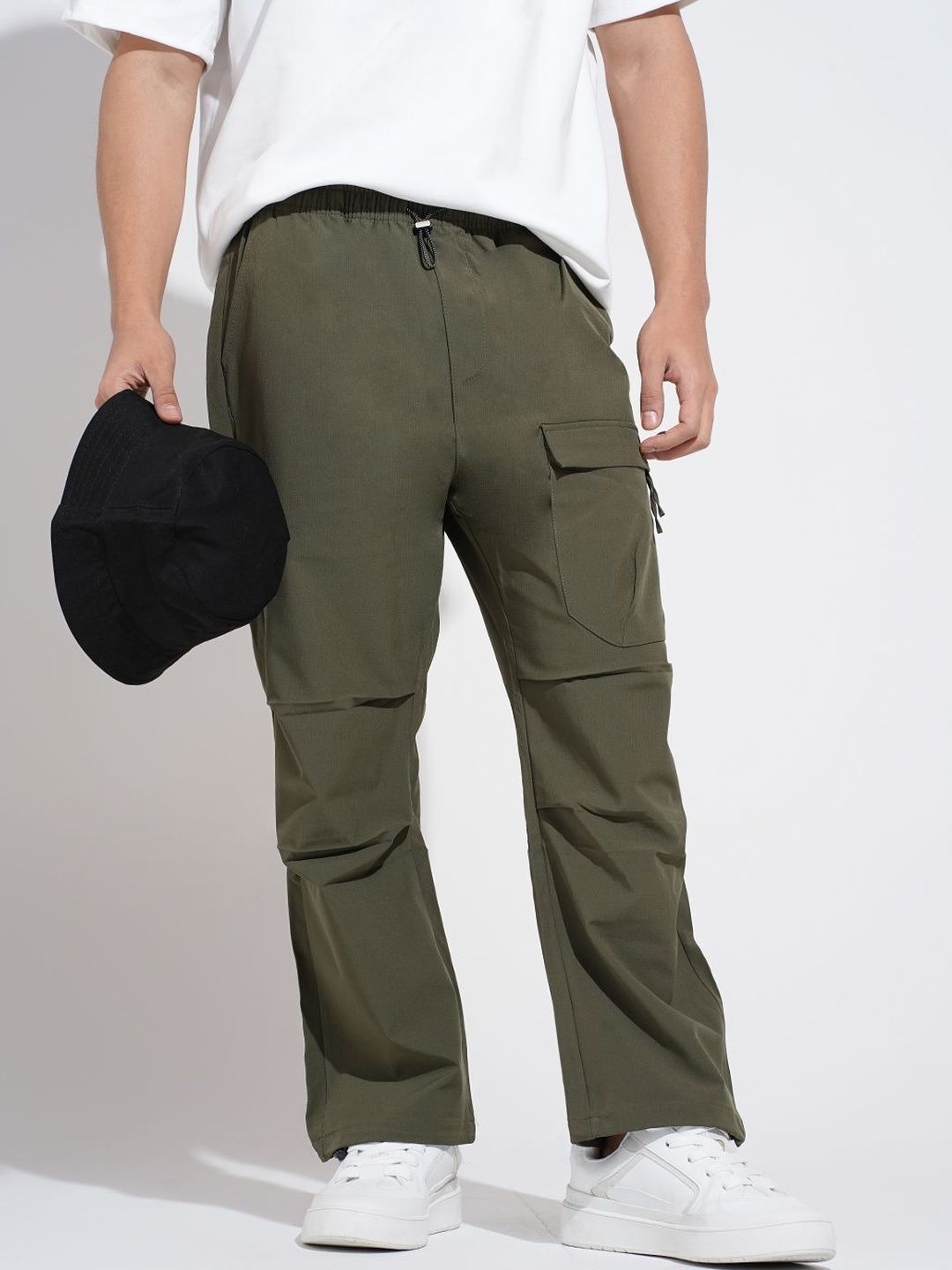 SHOWOFF Men Olive Relaxed Fit Cotton Cargos-picture-13