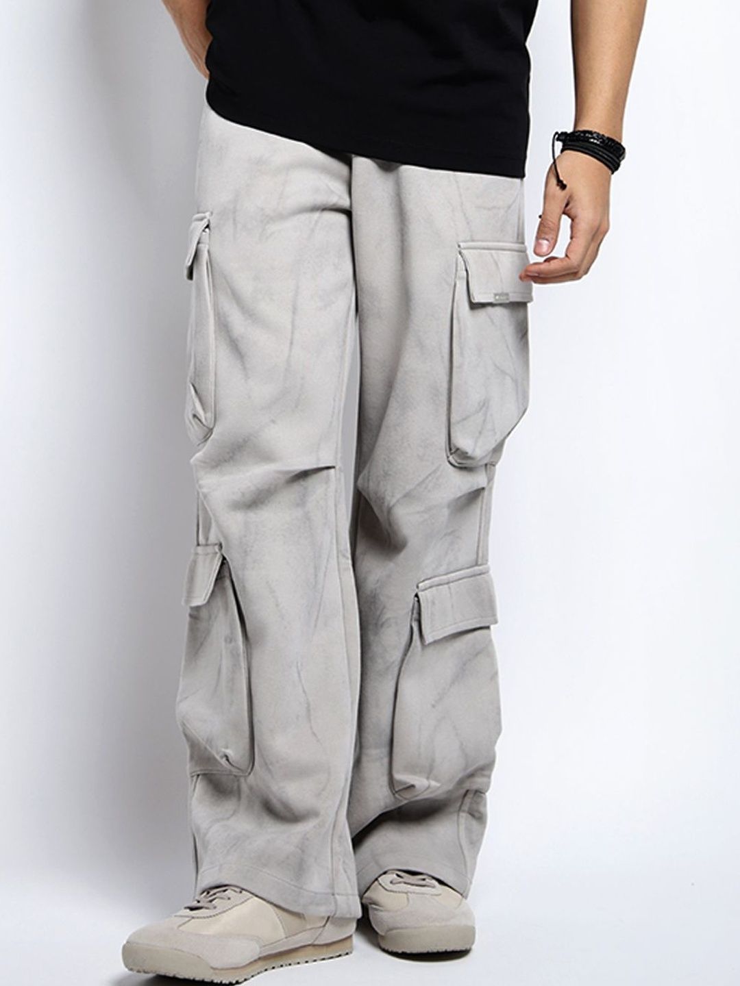 SHOWOFF Men Grey Relaxed Fit Cotton Cargos-picture-12