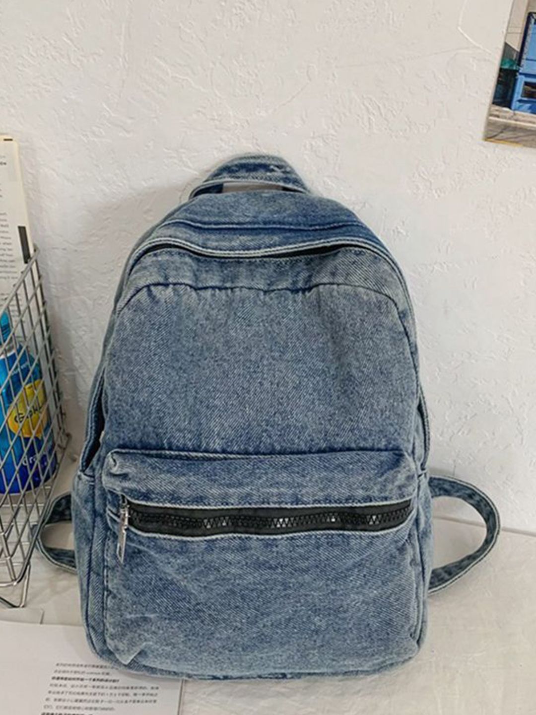 StyleCast x Revolte Unisex Ergonomic Padded Backpack-picture-13