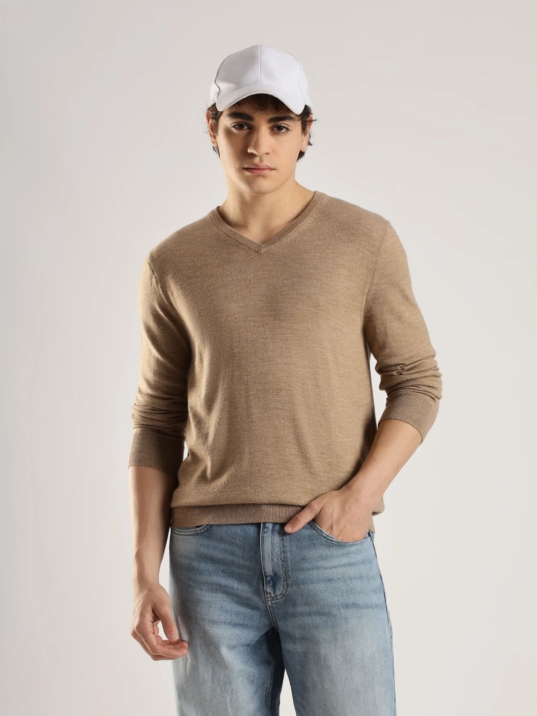 Calvin Klein Jeans Men V-Neck Long Sleeves Pullover-picture-42
