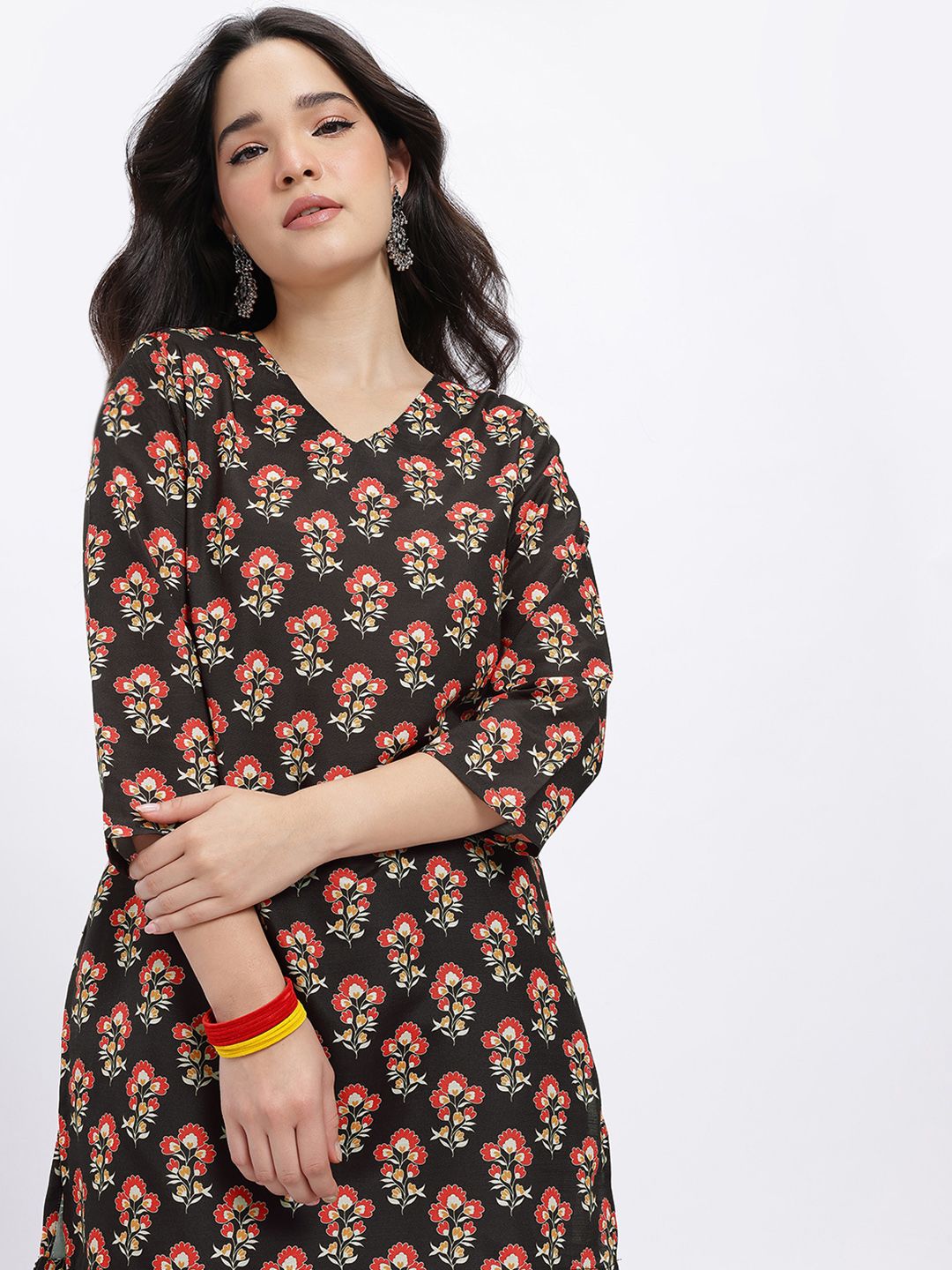 Anouk Rustic Floral Printed V-Neck Regular Kurti-picture-11