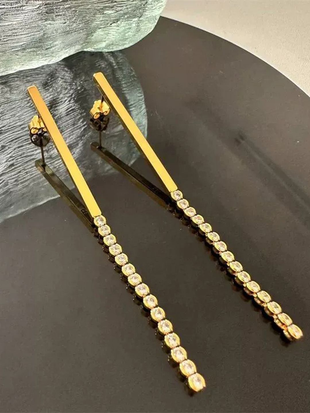 FIMBUL Gold-Plated Rhinestone Studded Geometric Shaped Drop Earrings-picture-14