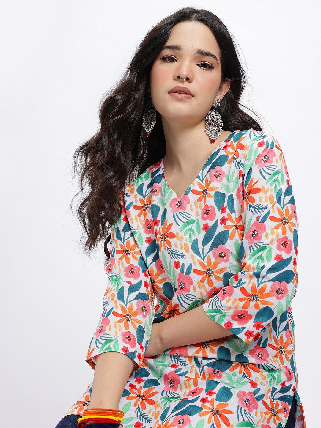 Anouk Rustic Floral Printed V-Neck Straight Kurti-image-41