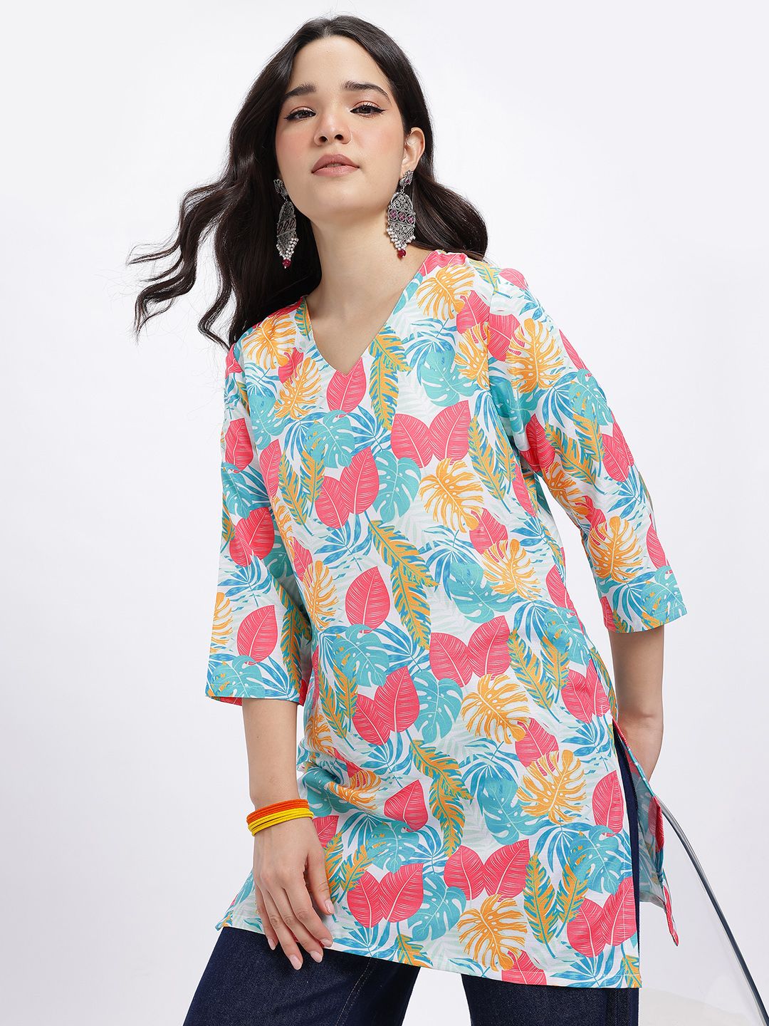 Anouk Rustic Tropical Printed V-Neck Straight Kurti-image-39