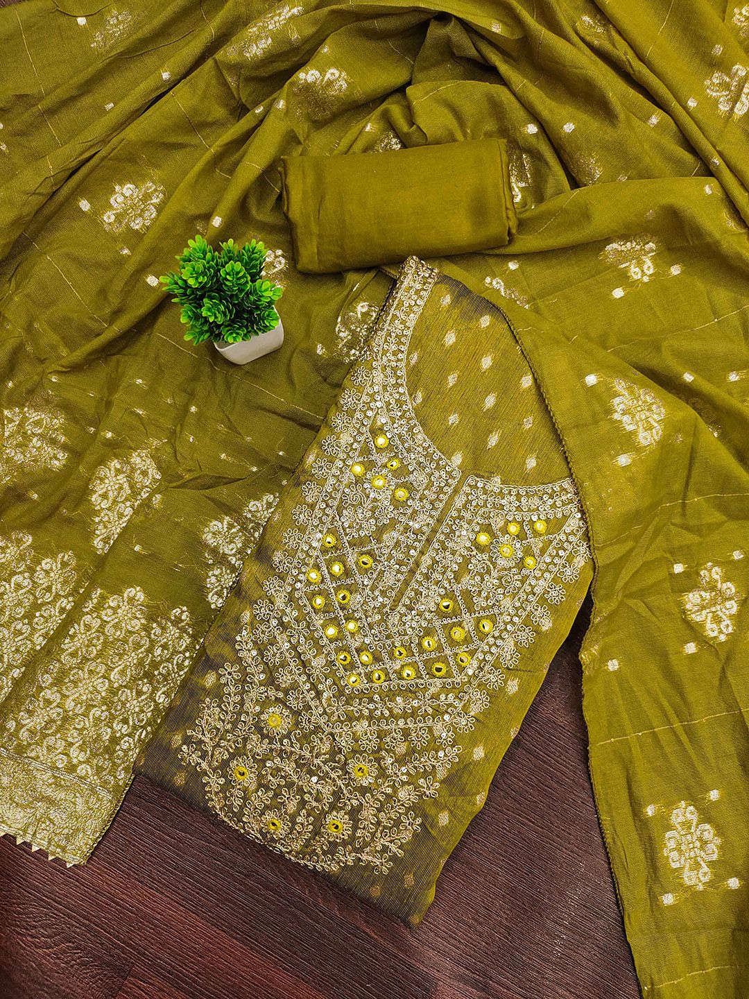 SHADOW & SAINING Ethnic Motifs Embroidered Zari Unstitched Dress Material-picture-39