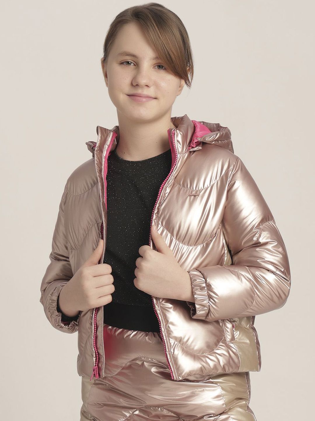 Vero Moda Girls Hooded Solid Lightweight Puffer Jacket-picture-52
