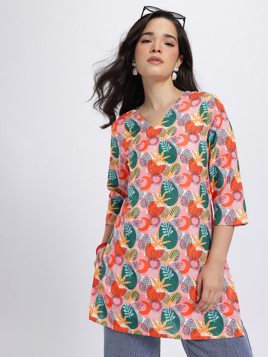 Anouk Rustic Tropical Printed V-Neck Straight Kurti-picture-42