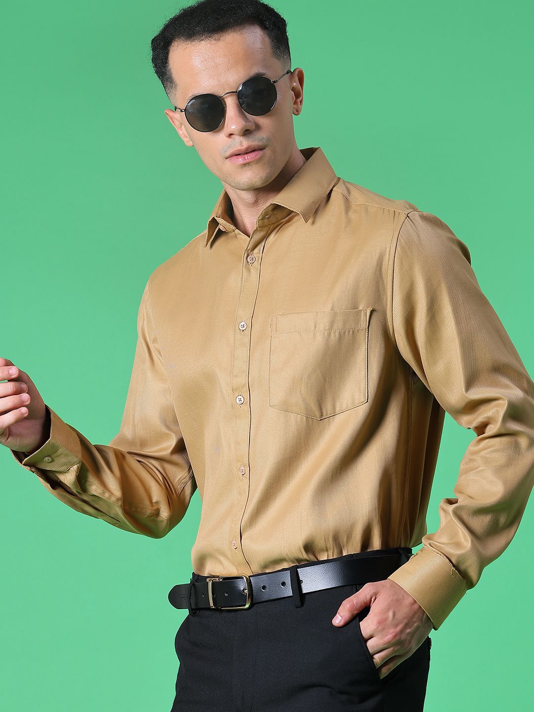 V-Mart Men Solid Spread Collar Cotton Formal Shirt-picture-21